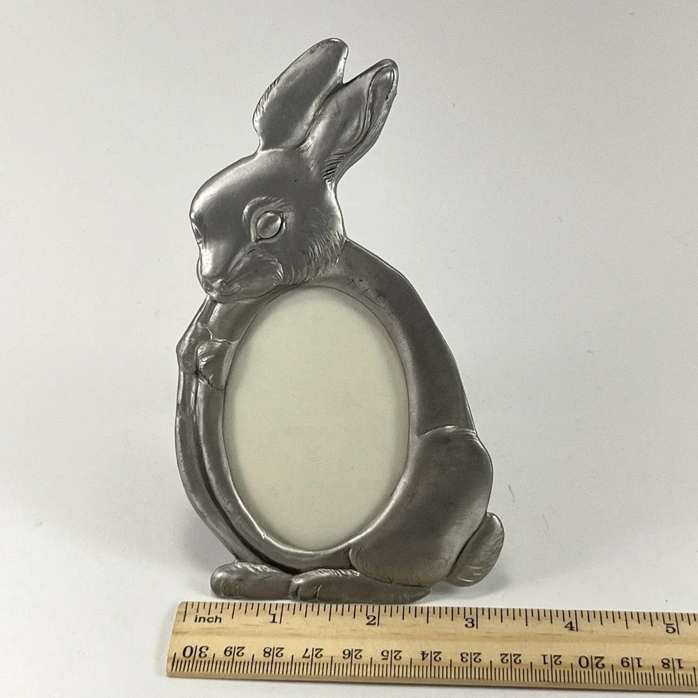 Vintage Seagull Pewter Bunny Frame Rabbit 2
